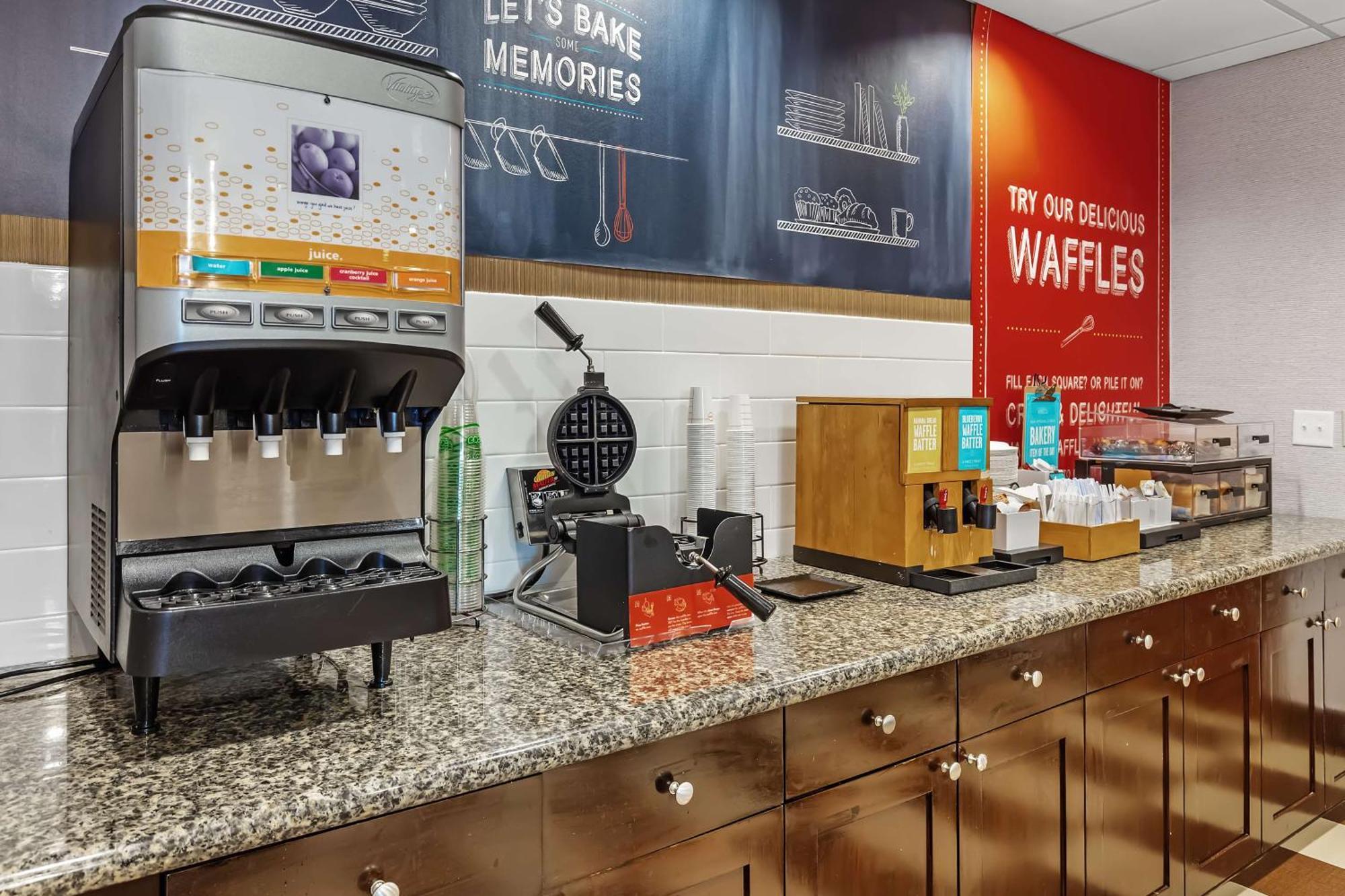 Hampton Inn - Atmore Bagian luar foto